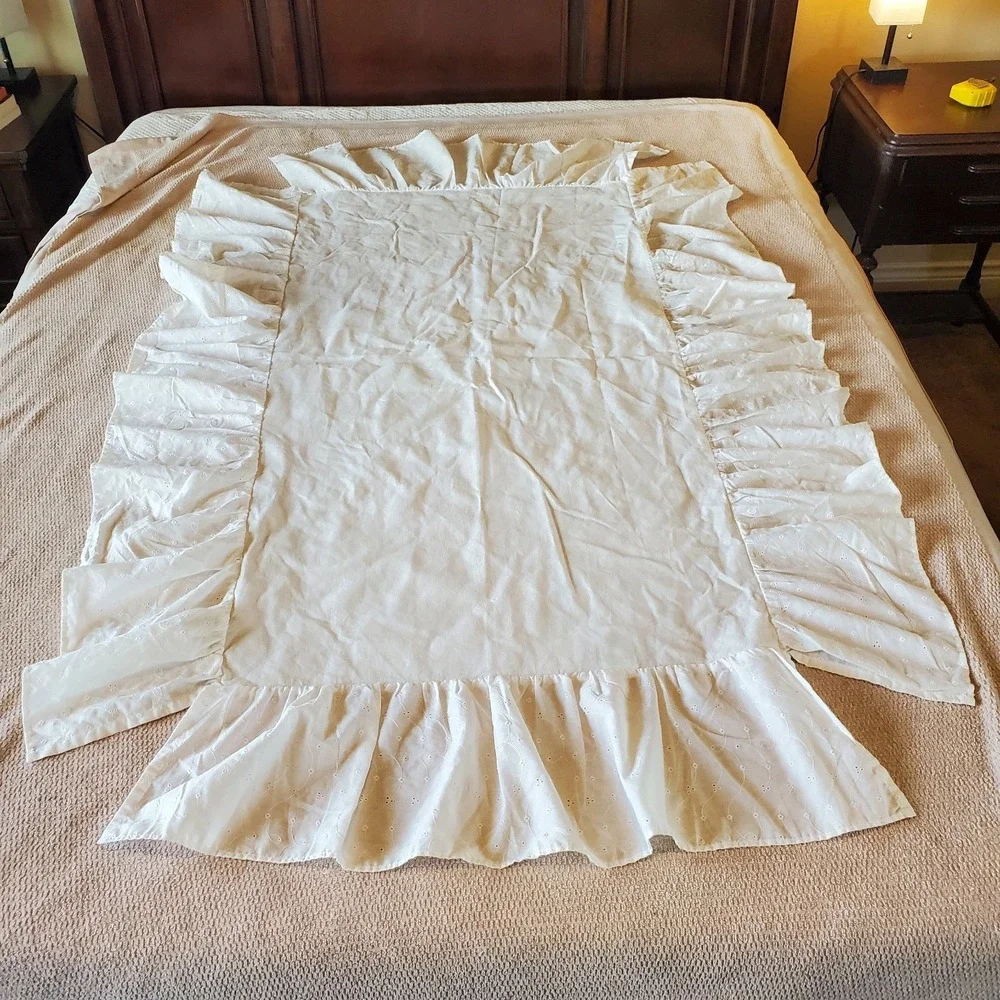 Red‎ Calliope Crib Skirt White Eyelet Cotton 9
